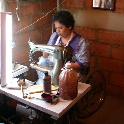 Yanill in her shoe making workshop