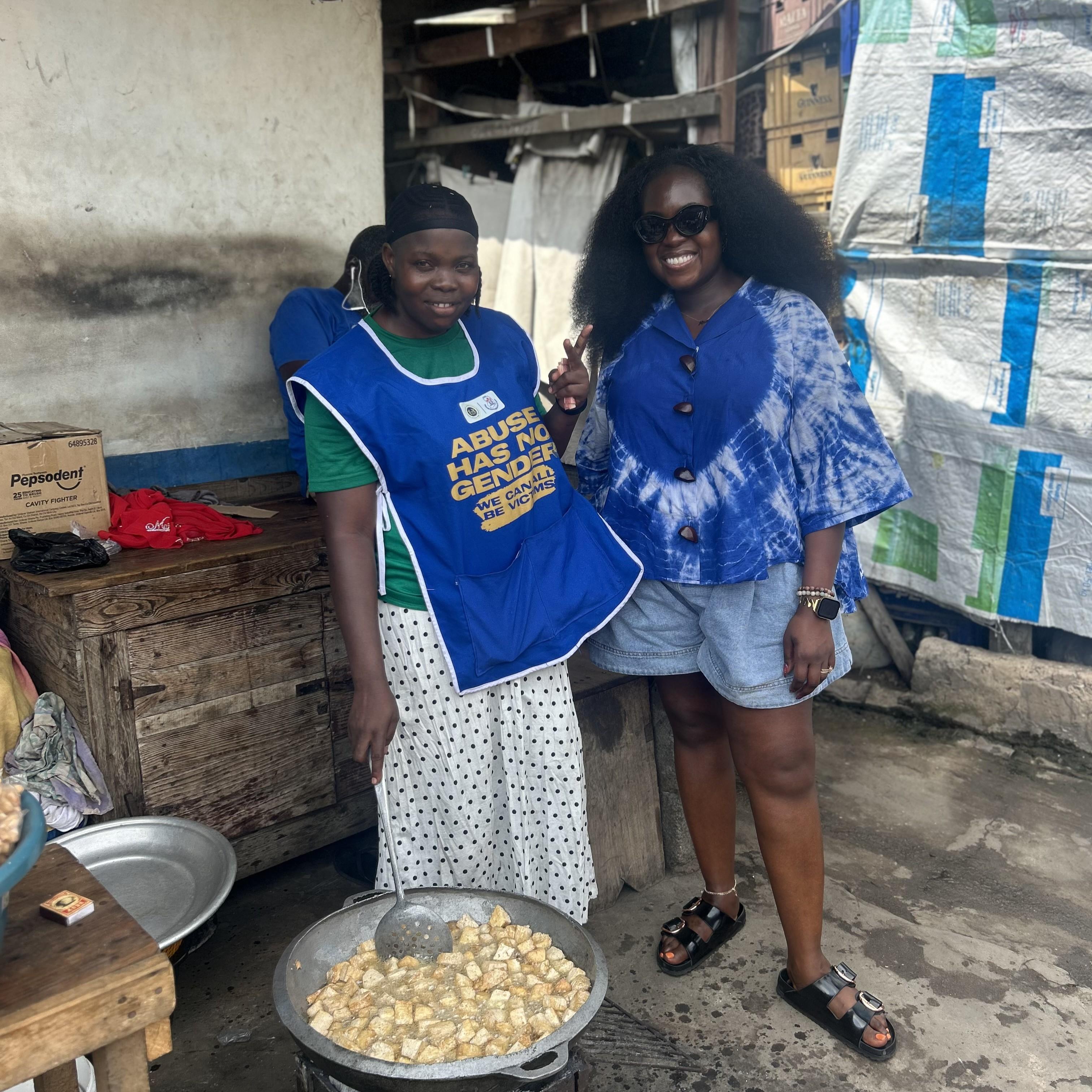 Afua met Amama last year in Agbogbloshie Market, Ghana. Amama told Afua her story in person and showed her the business she had built herself. with support from Opportunity. 